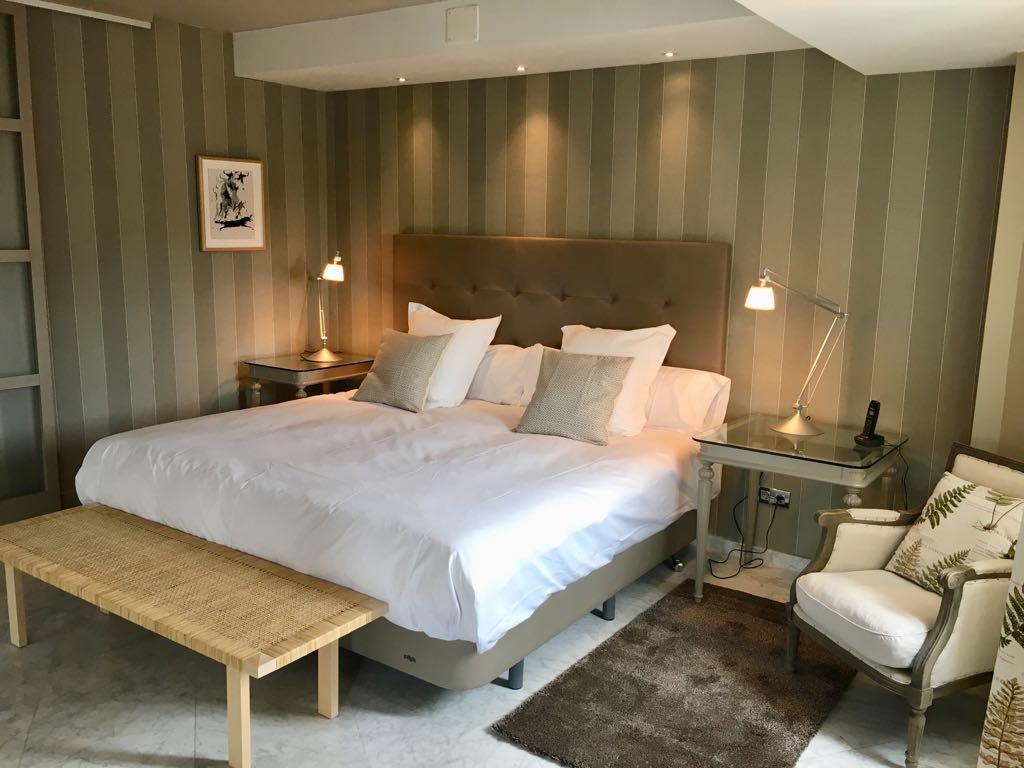 Hotel Nature Овьедо Экстерьер фото